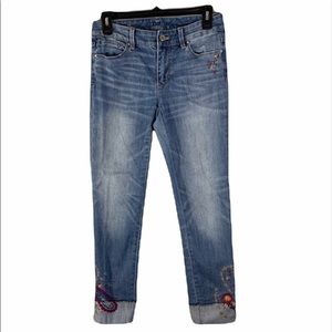 White House Black market the slim crop with embroidery size 0 long